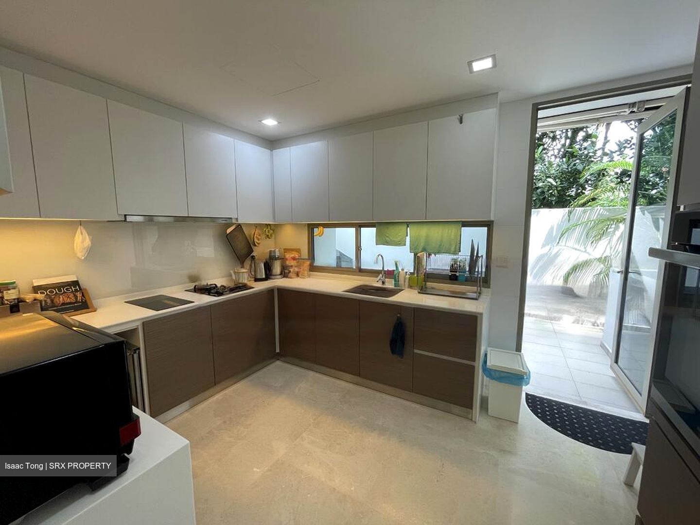 Nim Collection (D28), Terrace #593757301